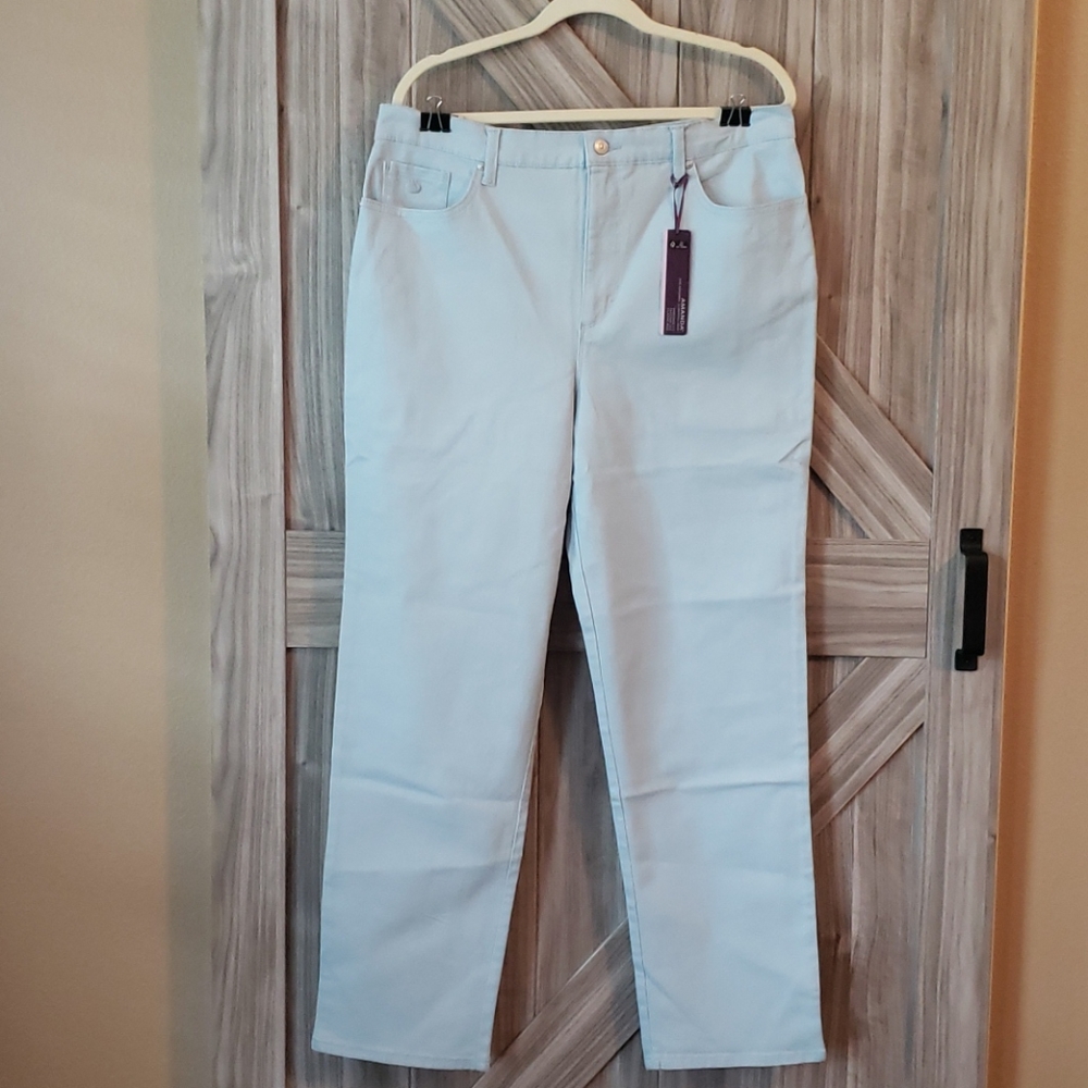 Gloria Vanderbilt Amanda Jeans